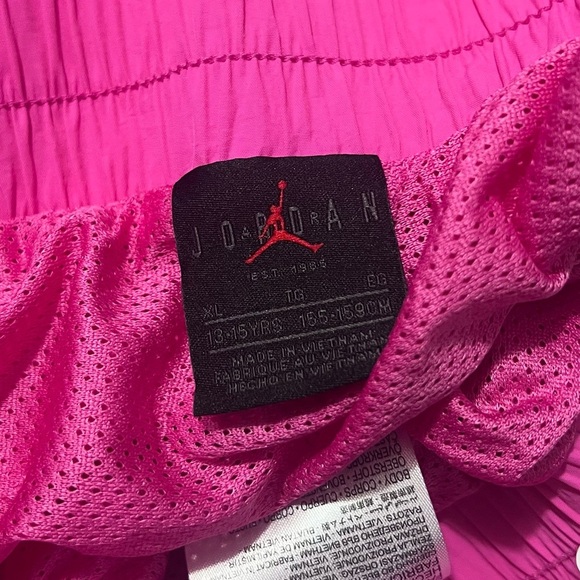 ****NWT*** Girls Jordan Shorts - Picture 4 of 5